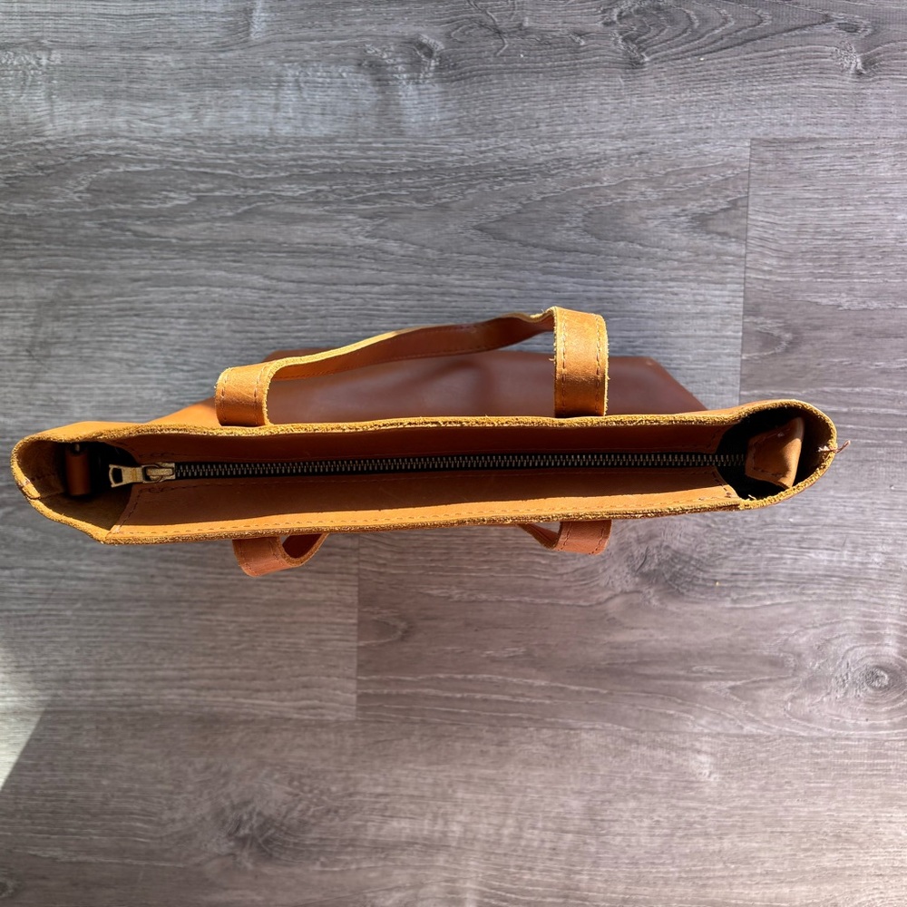 Portland Leather Goods Tote Bag - Picture 8 of 8